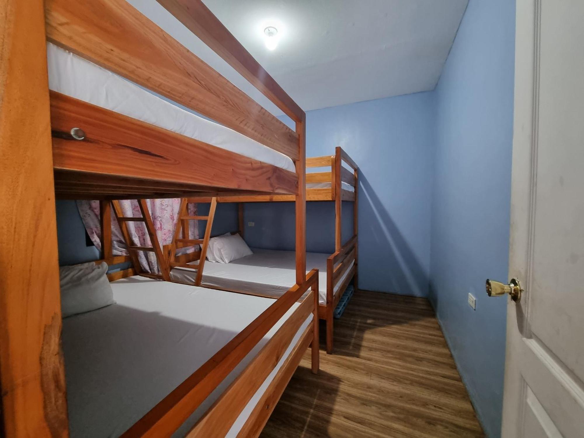 Yemaya De Laiya Powered By Cocotel Batangas Habitación foto