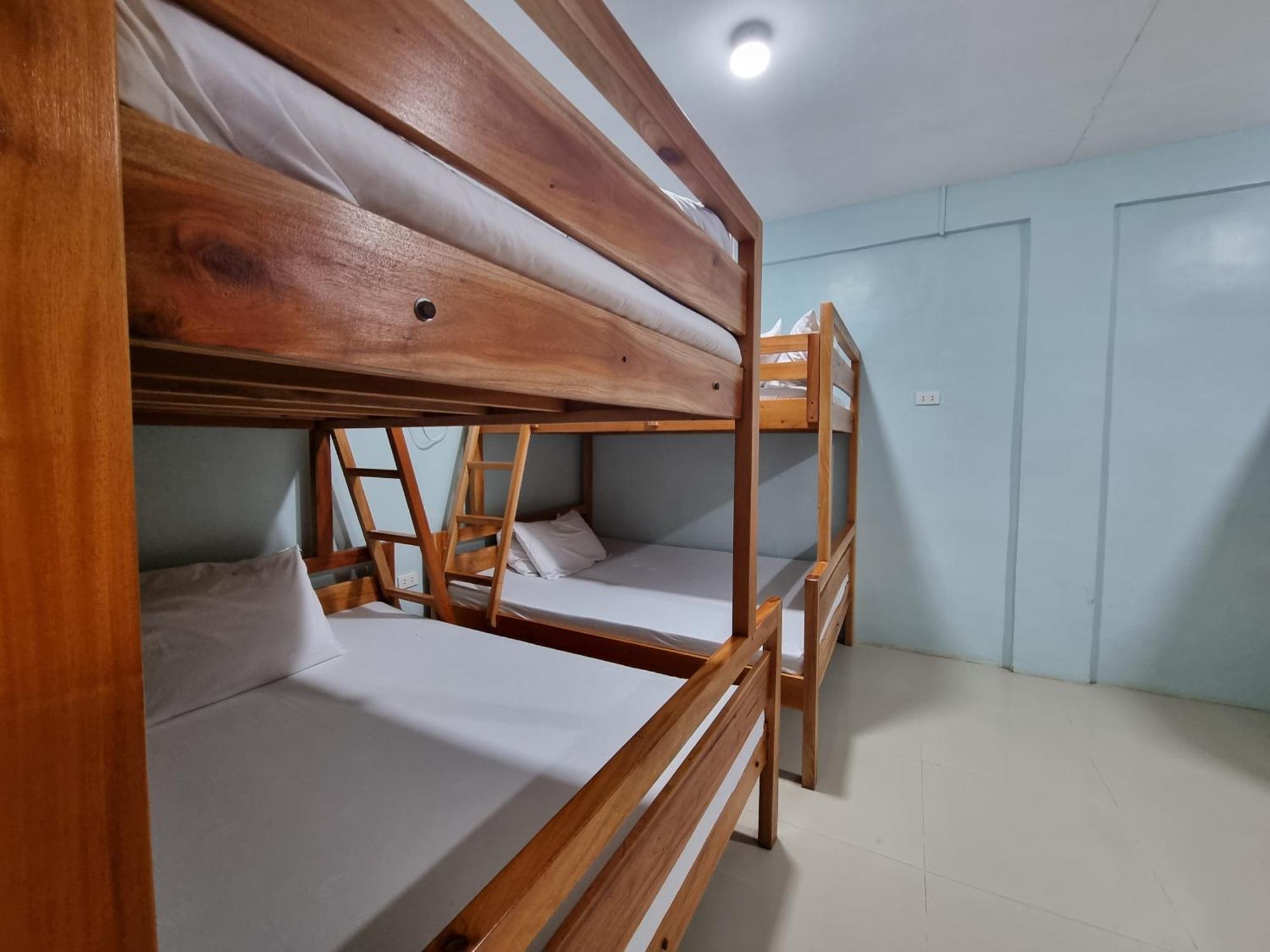 Yemaya De Laiya Powered By Cocotel Batangas Habitación foto