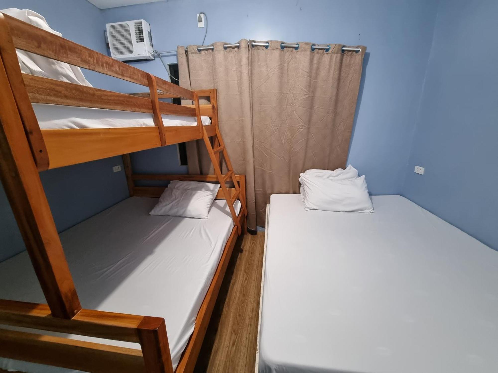 Yemaya De Laiya Powered By Cocotel Batangas Habitación foto